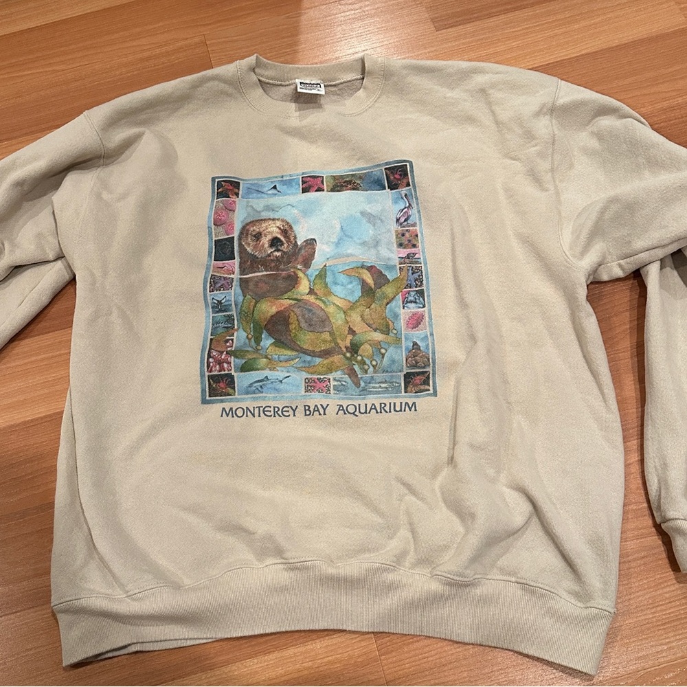 Vintage Monterey bay otter sweatshirt